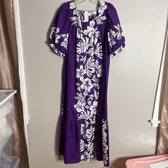 royal creations Dresses & Skirts - Royal Creations Size Medium Hawaiian Maxi Purple Puff Sleeve Hibiscus Tier Dress